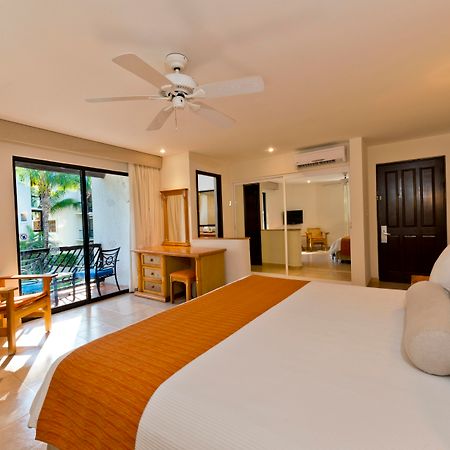 The Reef Playacar Beach Resort & Spa Playa del Carmen Esterno foto